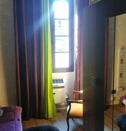 Casa Di Sterpalegnu Guest house *